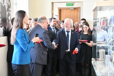 «Дело Коминтерна». Г.А. Зюганов выступил на международной научной конференции в Москве