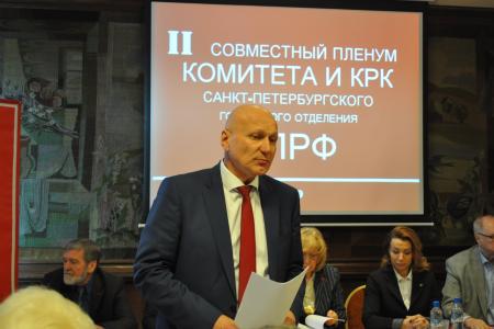 Петербургские коммунисты единогласно рекомендовали кандидатуру Владимира Бортко на пост губернатора города