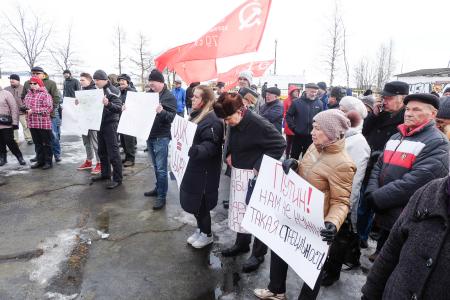 Участники митинга в Петрозаводске потребовали отставки действующей власти 
