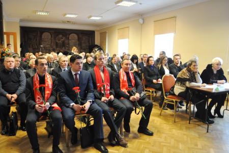 Петербургские коммунисты единогласно рекомендовали кандидатуру Владимира Бортко на пост губернатора города