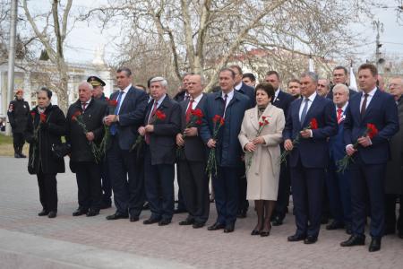 Г.А. Зюганов и депутаты КПРФ с рабочим визитом посетили Севастополь в канун пятилетнего возвращения Крыма и Севастополя в состав России