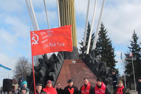 Псков. Коммунисты почтили память десантников 6-й роты