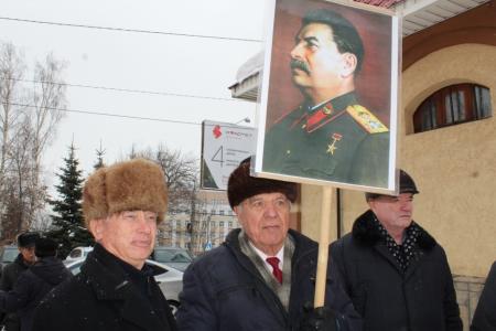 В Пензе почтили память генералиссимуса Сталина