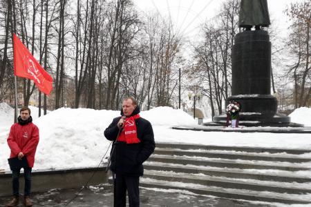 Ивановские коммунисты почтили память И.В. Сталина