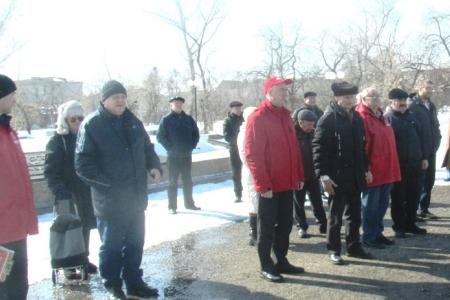 «Народу — уважение,  а не унижение!». Протест курганских коммунистов