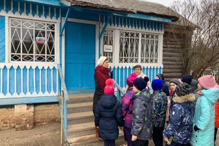 Московские комсомольцы организовали экскурсионную поездку в город Гагарин 