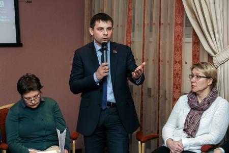 Первый секретарь Коми рескома КПРФ Олег Михайлов предложил правовой путь выхода из мусорного тупика
