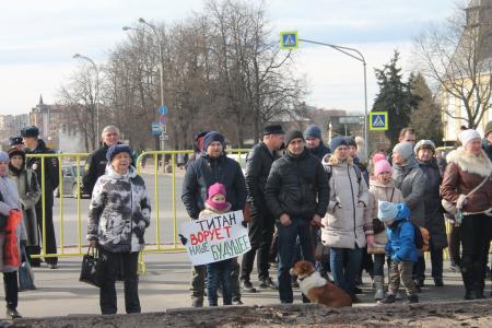 В Пскове прошел масштабный митинг против строительства химзавода