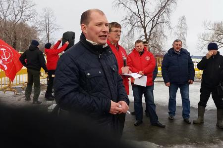 Участники митинга в Петрозаводске потребовали отставки действующей власти 