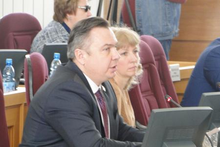 Амурская область. Фракция КПРФ в Законодательном Собрании предложила обсудить готовность региона к «мусорной реформе»