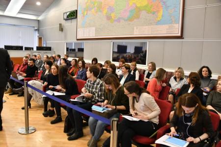 Спектакль российской «демократии»