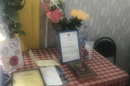 Депутат Госдумы Сергей Гаврилов поздравил с юбилеем активиста общественного самоуправления Белгорода, председателя общества инвалидов