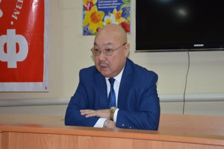Лидер коммунистов Калмыкии Николай Нуров провел совещание с первыми секретарями местных отделений партии