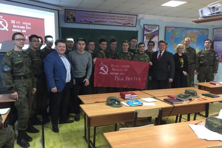 Первый секретарь Самарского ОК КПРФ Алексей Лескин встретился со студентами военной кафедры при Самарском университете