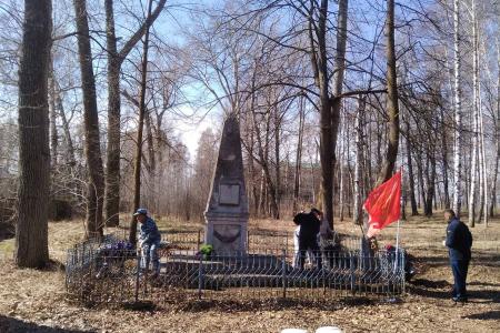 В Мариинском Посаде в Чувашии продолжается шефство над памятниками