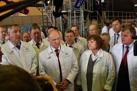 Г.А. Зюганов предложил простить долги Центру им. Хруничева