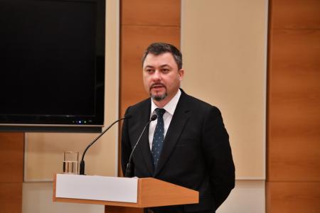 Г.А. Зюганов выступил на круглом столе фракции КПРФ в Госдуме: «Борьба с бедностью в России: лозунги и реалии»