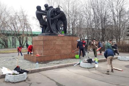 Московские коммунисты и комсомольцы отметили 100-летие Великого почина