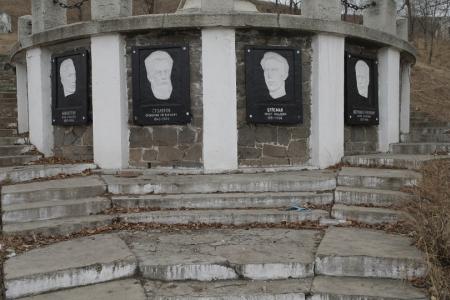 Забайкальский край. В Чите коммунисты привели в порядок памятник борцам революции 1905 года