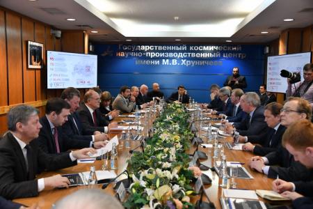 Г.А. Зюганов предложил простить долги Центру им. Хруничева