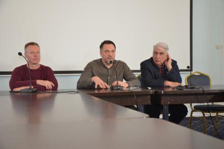 Состоялась встреча севастопольцев с Максимом Шевченко