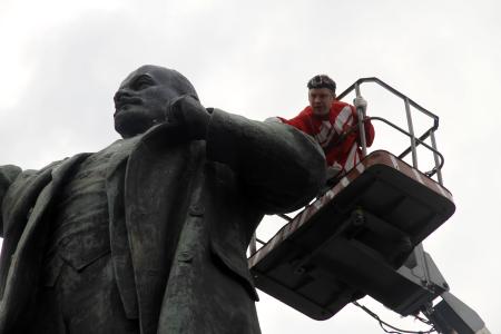 Воронежские коммунисты отметили 100-летие первого коммунистического субботника