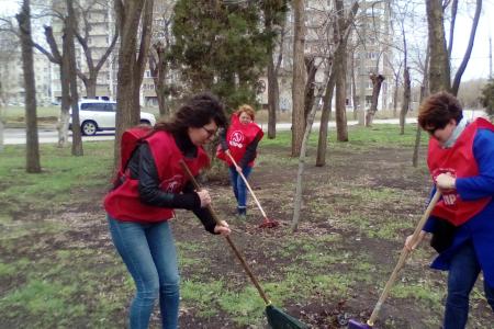 В Волгограде и области продолжаются коммунистические субботники