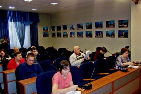 Казань. Депутаты фракции КПРФ прокомментировали отчёт Правительства Татарстана и обсудили проблемы садоводов