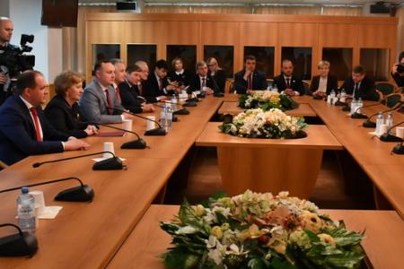 Д.Г. Новиков встретился с молдавскими парламентариями