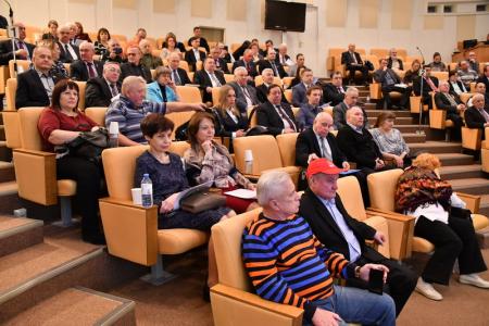 Фракция КПРФ в Госдуме провела круглый стол по теме обеспечения безопасности сетей, обслуживающих жилой фонд