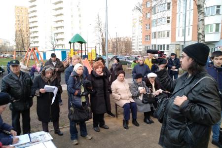 Д.А. Парфенов встретился с жителями столичного района Южное Медведково