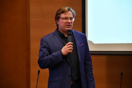 «Истоки нашей Победы». Г.А. Зюганов провел открытый патриотический урок для студентов и школьников
