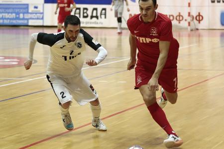 МФК КПРФ продолжает удерживать первую строчку в регулярном чемпионате Суперлиги