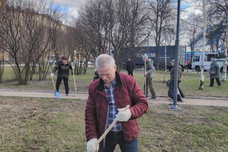 Сергей Пантелеев принял участие в общегородском субботнике в Санкт-Петербурге