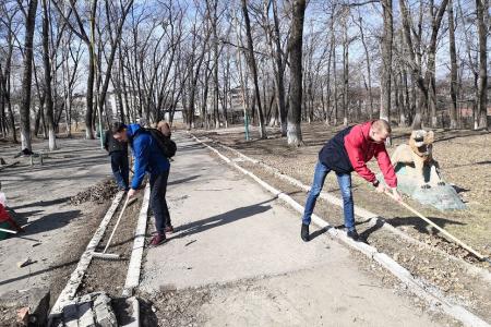Приморский край. В Артеме коммунисты и сторонники КПРФ провели Ленинский субботник