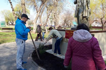 В Волгограде и области продолжаются коммунистические субботники