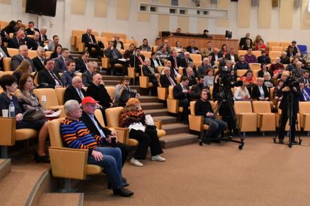 Фракция КПРФ в Госдуме провела круглый стол по теме обеспечения безопасности сетей, обслуживающих жилой фонд