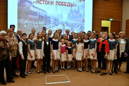 «Истоки нашей Победы». Г.А. Зюганов провел открытый патриотический урок для студентов и школьников