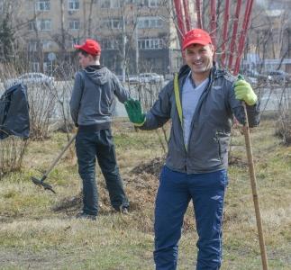 Республика Хакасия. Коммунисты Абакана убирали столицу на субботнике
