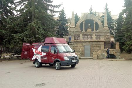 В Челябинске продолжаются юбилейные субботники коммунистов