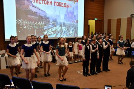 «Истоки нашей Победы». Г.А. Зюганов провел открытый патриотический урок для студентов и школьников