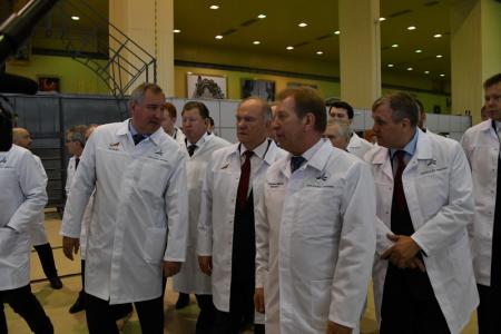 Г.А. Зюганов предложил простить долги Центру им. Хруничева
