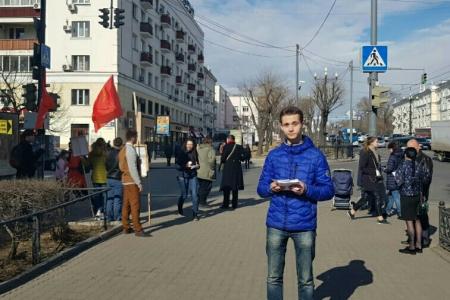 Хабаровские комсомольцы поддержали Геннадия Зюганова в его споре с Дерипаской