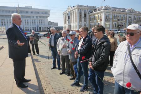 В Тамбове прошло возложение цветов в честь Дня рождения В.И. Ленина