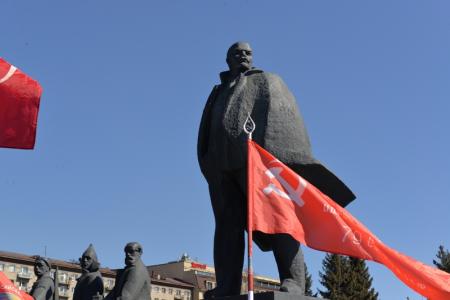 Новосибирские коммунисты отметили годовщину со Дня рождения Вождя Революции