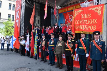 «КПРФ хранит священную память о войне и защищает советскую историю»