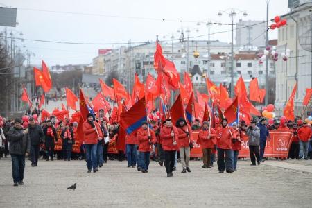 Свердловские коммунисты отметили 130-ю годовщину Дня международной солидарности трудящихся