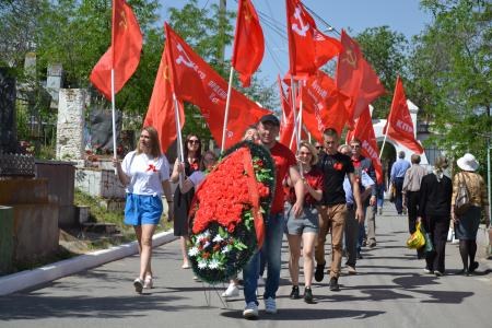 День Победы в Астрахани отметили автопробегом и митингом