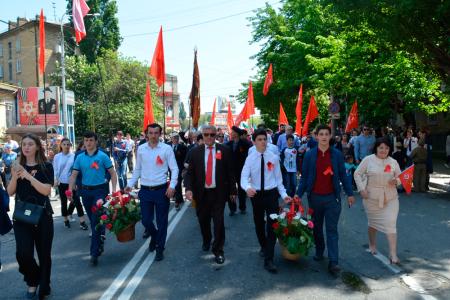 Дагестан. В Махачкале  прошел праздничный митинг, посвященный 74-й годовщине Великой Победы