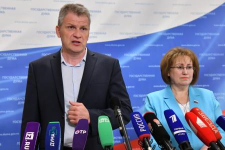 «Разрушается правовое пространство государства». А.В. Куринный и В.А. Ганзя выступили в Госдуме
